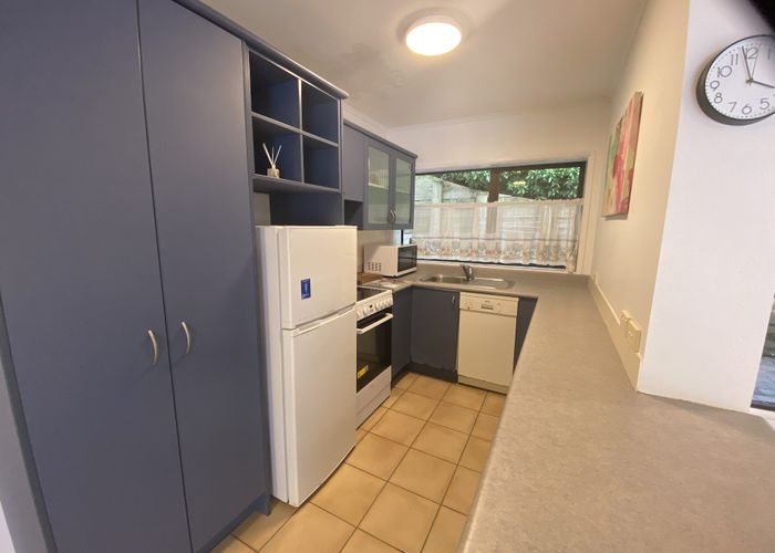  at 1/846 Beach Road, Torbay, North Shore City, Auckland