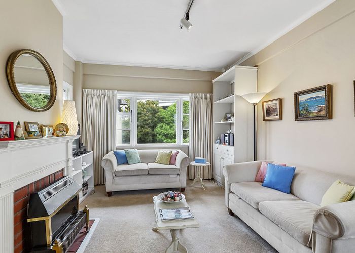  at 4/7 Stowe Hill, Thorndon, Wellington