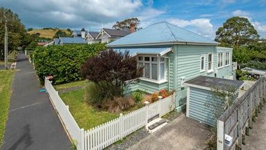  at 37 Ewen Alison Avenue, Devonport, Auckland
