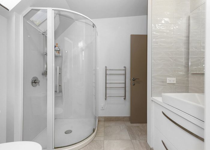  at 1/21 Wellington Street, Hamilton East, Hamilton