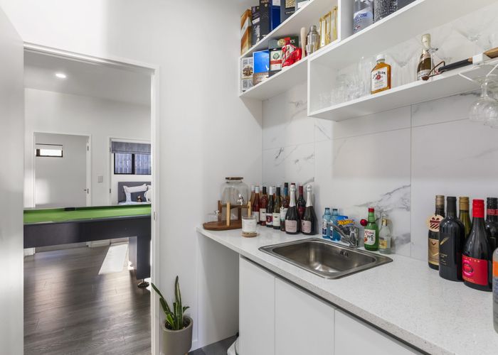  at 17 Annmarie Avenue, Totara Park, Auckland