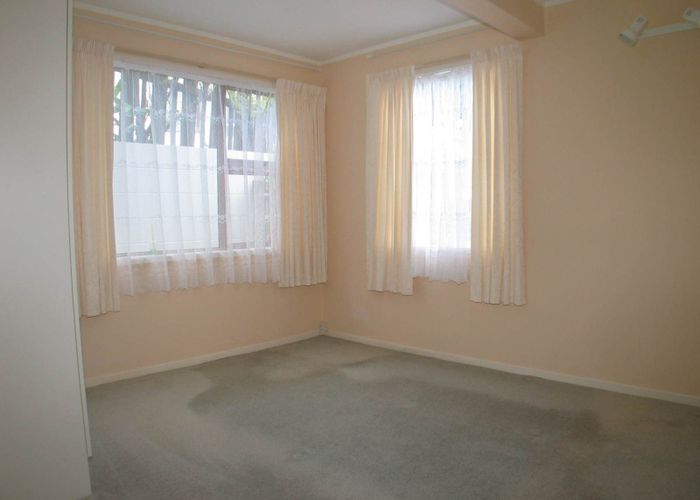  at 14 Newstead Avenue, Browns Bay, North Shore City, Auckland