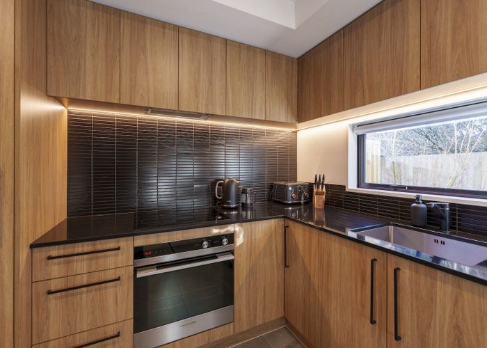  at Unit 5/274 Kilmore Street, City Centre, Christchurch City, Canterbury