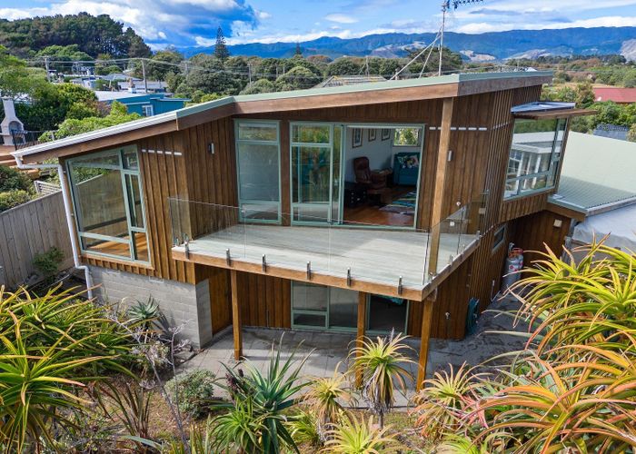  at 31 Kapiti Lane, Otaki Beach, Otaki