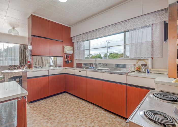  at 12 Tararua Street, Pahiatua