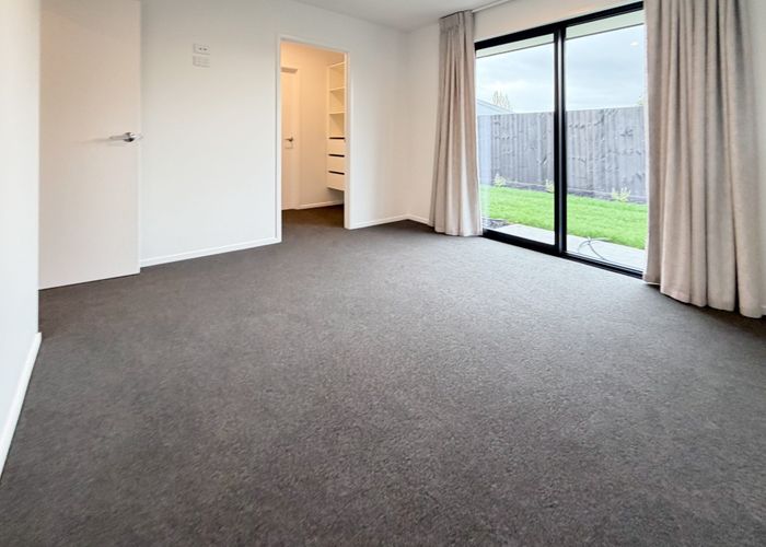  at 14 Morrison Avenue, ELGIN