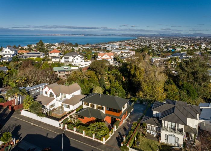  at 123 Thompson Road, Bluff Hill, Napier