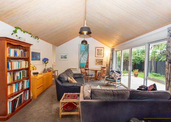  at 1/75 Garreg Road, Bryndwr, Christchurch