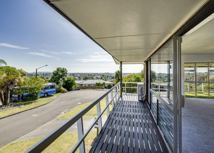  at 10 Poaka Place, Taradale, Napier