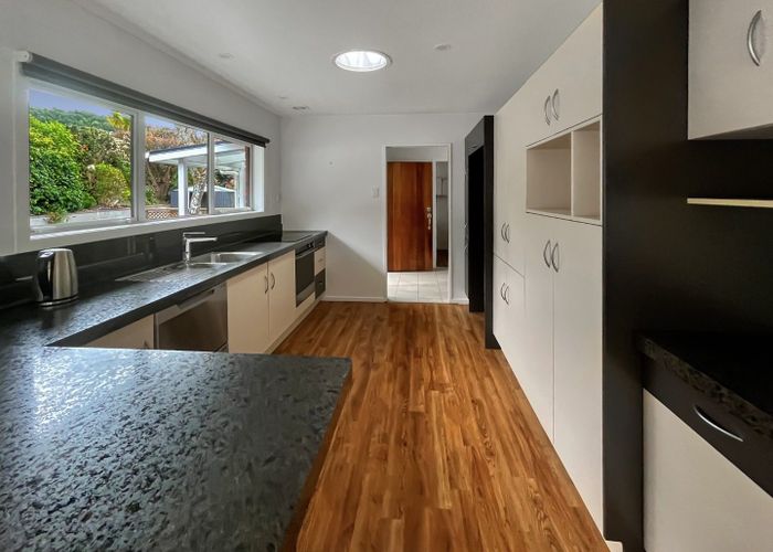  at 2/13 Scenic Heights, Acacia Bay, Taupō