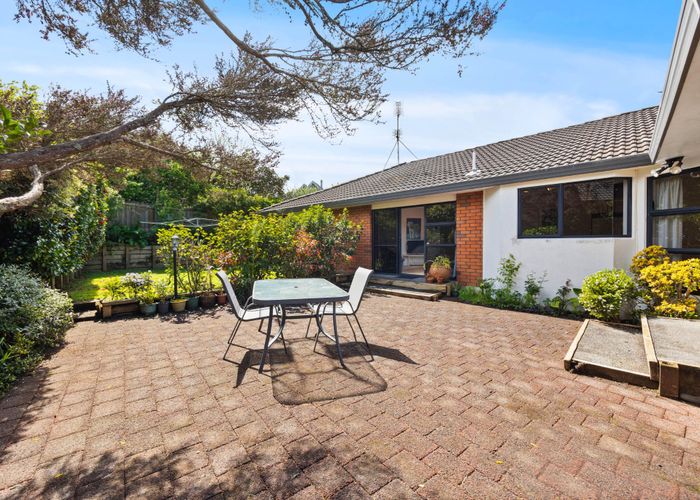  at 57 Mirrabooka Avenue, Botany Downs, Manukau City, Auckland