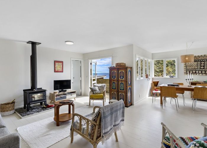  at 1085 Makara Road, Karori
