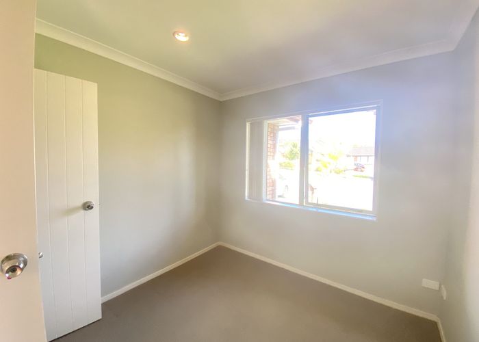  at 29  Toledo Avenue, Henderson, Waitakere City, Auckland