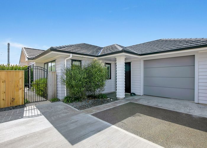 For sale 97 Randwick Crescent, Moera, Lower Hutt, Wellington homes