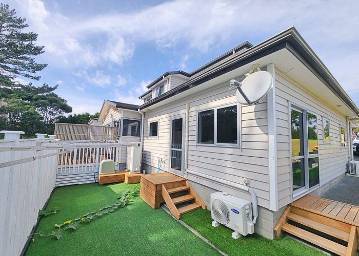  at 82 Kyle Road, Greenhithe, Auckland