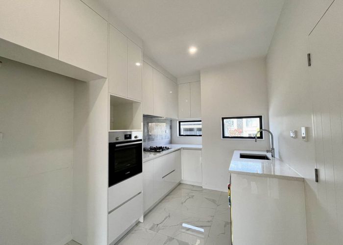  at 523 Pakuranga Road, Howick, Auckland