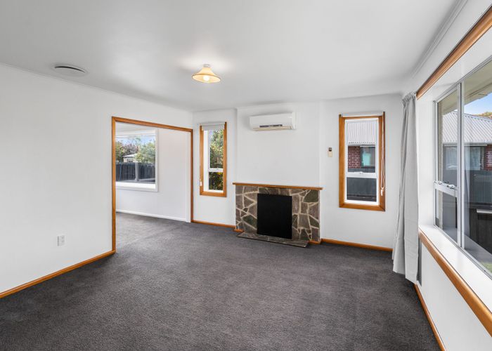  at 1/156 Springs Road, Hornby, Christchurch