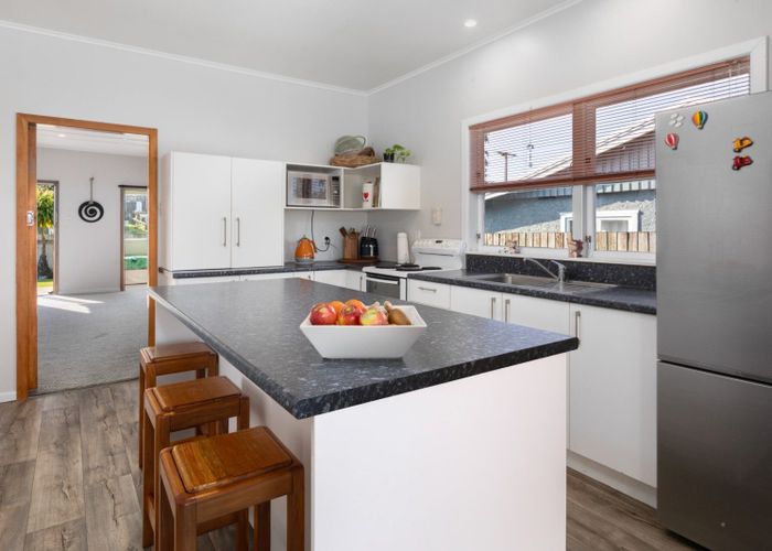  at 90 Kenny Street, Waihi, Hauraki, Waikato