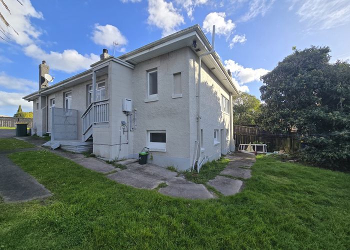  at 3185 Great North Road, New Lynn, Waitakere City, Auckland