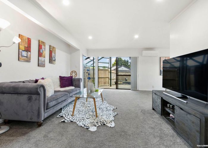  at 90B Simmental Crescent, Somerville, Manukau