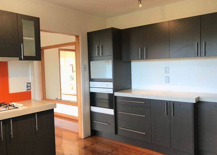  at 4/18 Tawhiri Road, One Tree Hill, Auckland City, Auckland