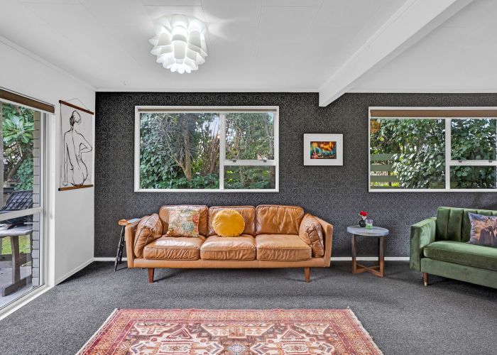  at 1138 South Road, Oakura, New Plymouth, Taranaki