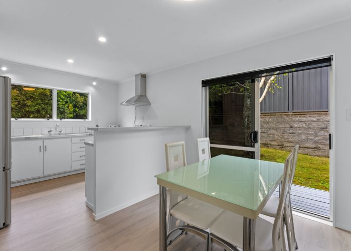  at 1/14 Sunward Rise, Glenfield, North Shore City, Auckland