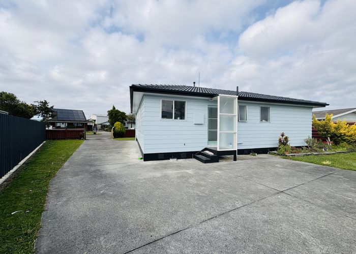  at 43 Acacia street, Kelvin Grove, Palmerston North, Manawatu / Whanganui