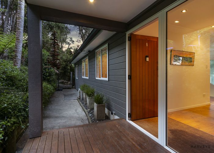 at 19 Wood Bay Road, Titirangi, Auckland