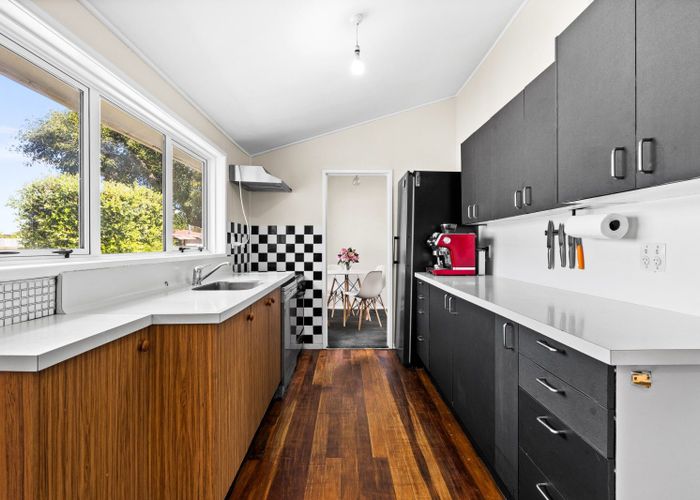  at 4 Nash Street, Marewa, Napier