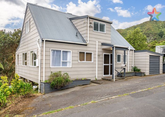  at 21 Kerkwall Drive, Naenae, Lower Hutt