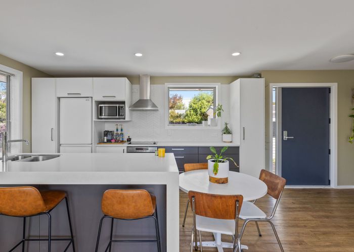  at 2/126a Middlepark Road, Sockburn, Christchurch City, Canterbury