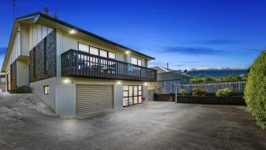  at 7 Sunnyview Drive, Brown Owl, Upper Hutt