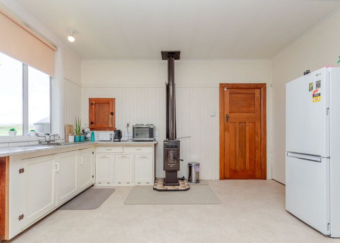  at 76330 State Highway 2, Dannevirke, Tararua, Manawatu / Whanganui