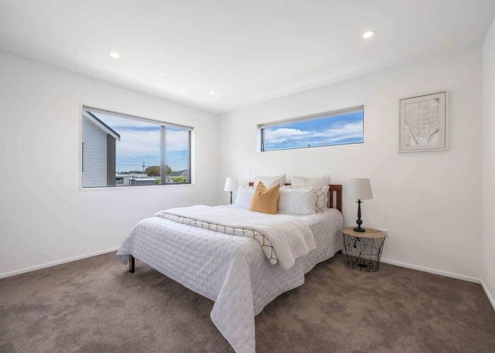  at 14D Kelwyn Road, Kelston, Waitakere City, Auckland