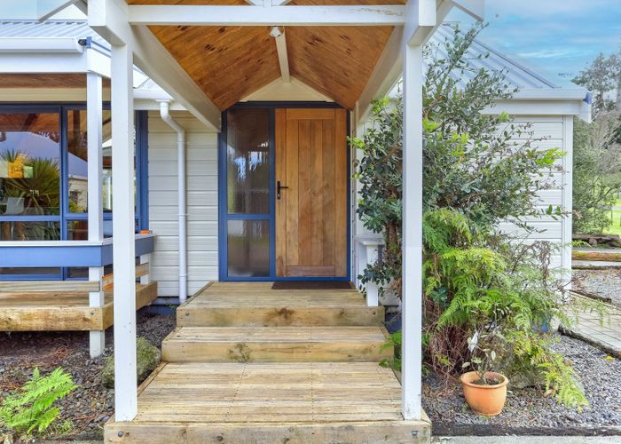  at 12 Pickwick Road, Otamatea, Whanganui