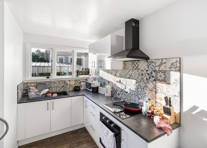  at 92 Poulson Street, Addington, Christchurch