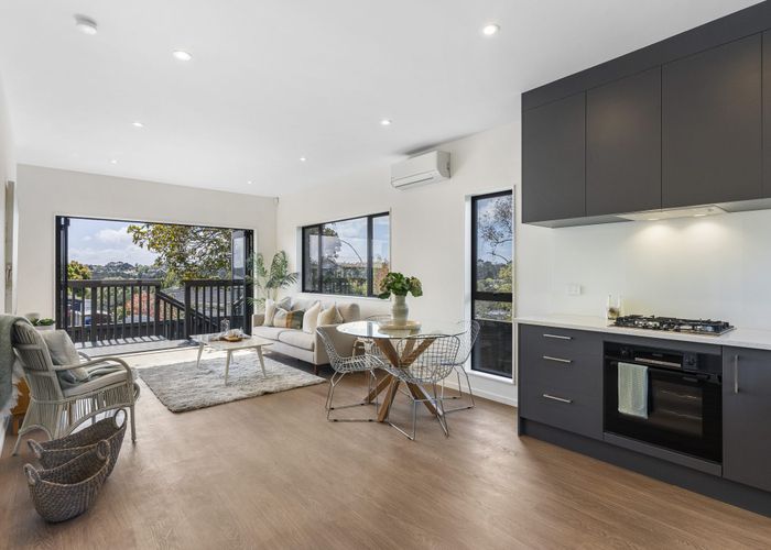  at 1B Castleton Street, Birkdale, North Shore City, Auckland