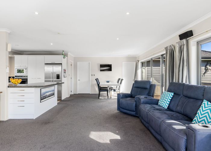  at 320 Pages Road, Wainoni, Christchurch City, Canterbury