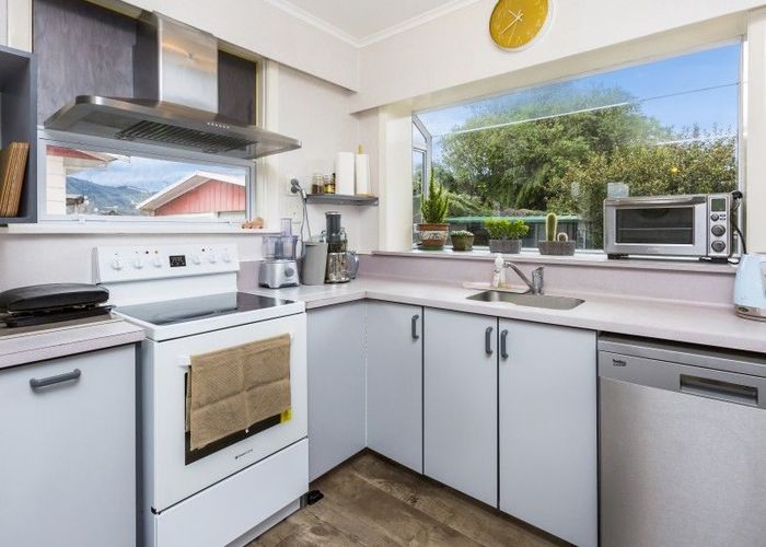  at 12a Ebdentown Street, Ebdentown, Upper Hutt, Wellington