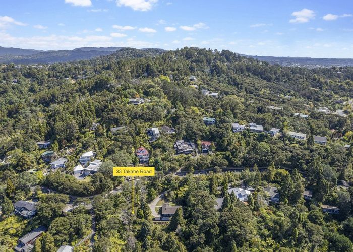  at 33 Takahe Road, Titirangi, Waitakere City, Auckland