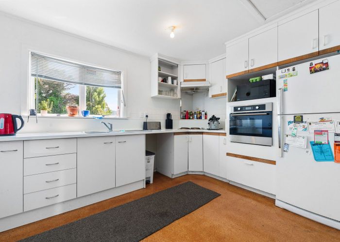  at 126 Koutu Road, Kawaha Point, Rotorua, Bay Of Plenty