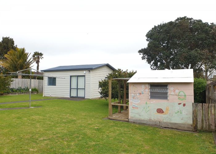  at 115 Sykes Road, Weymouth, Auckland