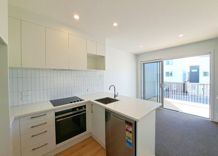  at 71 Ngae Place, Mangere East, Manukau City, Auckland
