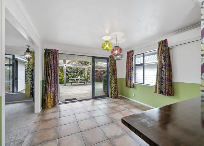  at 8B Holland Street, Glenholme, Rotorua, Bay Of Plenty