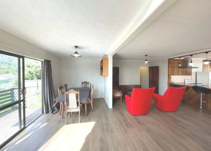  at 122 Triangle Road, Massey, Auckland