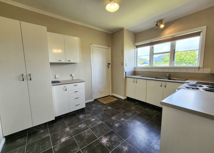  at 33 Firth Street, Cobden, Grey, West Coast