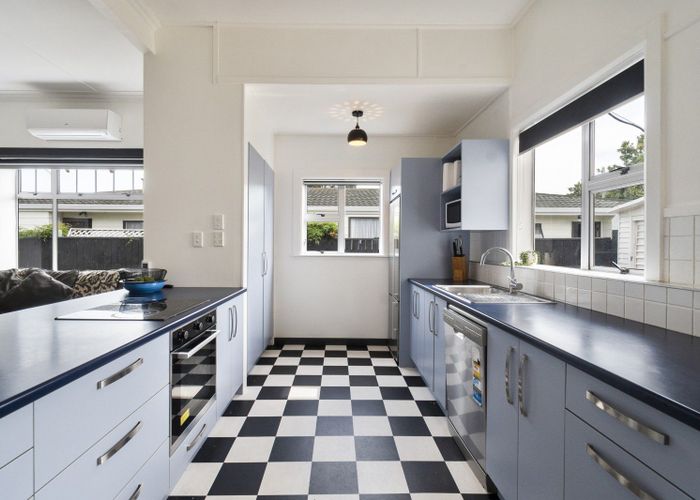  at 7 Millar Street, Terrace End, Palmerston North, Manawatu / Whanganui