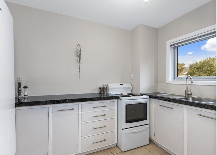  at 1/27 Buffon Street, Waltham, Christchurch