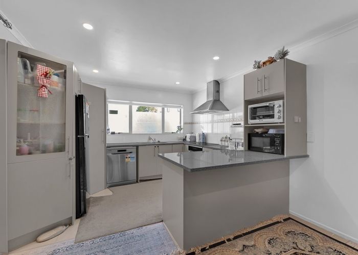  at 13 BUSHPARK PLACE, Flat Bush, Manukau City, Auckland